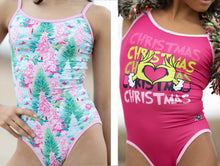 Load image into Gallery viewer, GRINCH WINTER FOREST REVERSIBLE 5X BACK