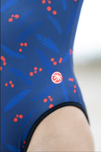 Load image into Gallery viewer, WINTER BERRY REVERSIBLE 5X BACK