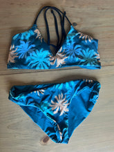 Load image into Gallery viewer, BLUE PALM Cheeky bottoms