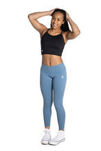 Load image into Gallery viewer, DUSTY ROSE-BLACK REVERSIBLE CROP SPORTS TOP spring 24