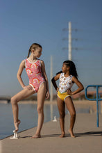 Load image into Gallery viewer, HIGHLAND RAINBOWS CRISS CROSS REVERSIBLE