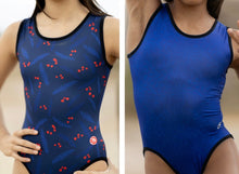 Load image into Gallery viewer, WINTER BERRY REVERSIBLE 5X BACK