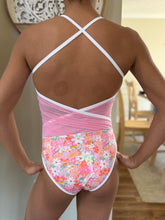 Load image into Gallery viewer, Spring26 REVERSIBLE PETALS OF GRACE-ELEGANT MESH