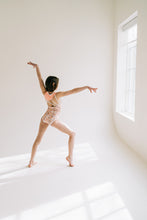 Load image into Gallery viewer, Spring26 REVERSIBLE DAISY DAYDREAM-BUTTERFLY BACK