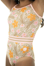 Load image into Gallery viewer, FALL25 SPAGHETTI SINGLE PLY LEOPARD BLOOM