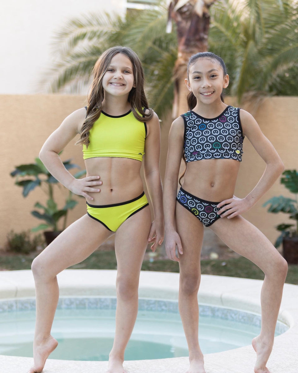 0367666A-A721-493D-825E-