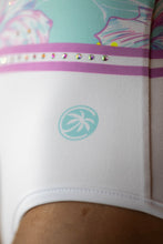Load image into Gallery viewer, RHINESTONE 5V HIBISCUS SHINE WHITE BOTTOM
