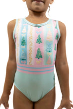 Load image into Gallery viewer, WINTER 26 MERRY MINT TRIANGLE BACK REVERSIBLE
