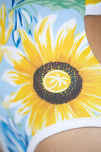 Load image into Gallery viewer, REVERSIBLE SUNBURST FREEDOM RWB CRISS CROSS
