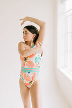 Load image into Gallery viewer, Spring26 REVERSIBLE PARADISE BREEZE-INFINITY BACK
