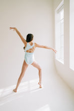 Load image into Gallery viewer, Spring26 REVERSIBLE DAISY DAYDREAM-BUTTERFLY BACK
