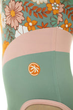 Load image into Gallery viewer, FALL25 REVERSIBLE 4 TWIST RETRO LEOPARD BLOOM
