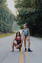 Load image into Gallery viewer, ABC-Friends don't lie-CRISS CROSS BACK
